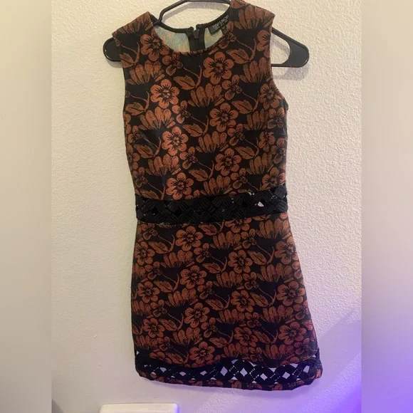 white christmas dresses Topshop Cut Out Waist Floral Print Tiered Occasion Midi Dress In Burgundy
